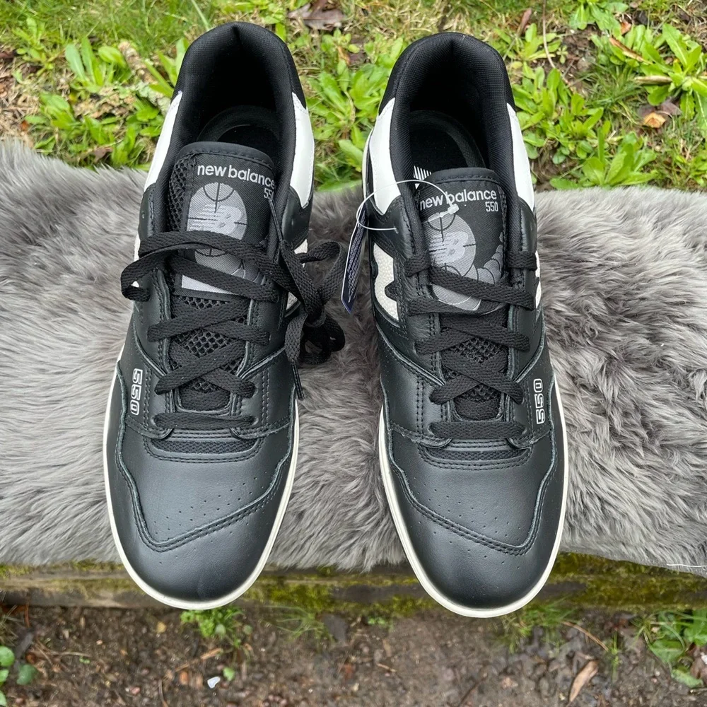NWT New Balance 550 Panda Low Sneakers size 11.5 Men’s - Picture 9 of 11